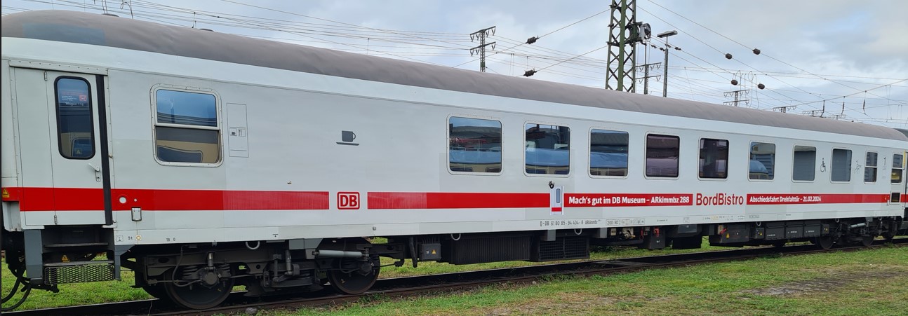 Reisezug- und Personenwagen BA RB8DE SJ 