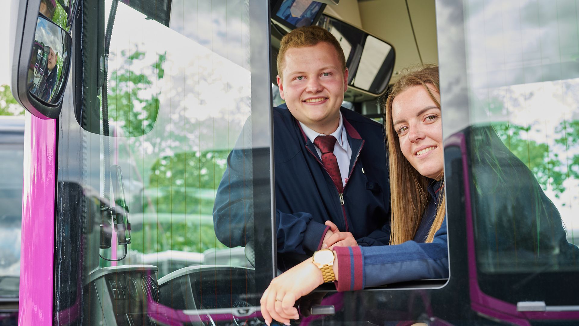 Ersatzverkehr an der Riedbahn: Busflotte und Team sind komplett