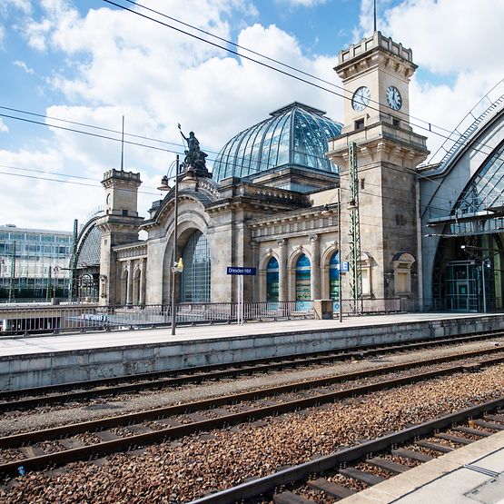 Dresden Hauptbahnhof Vorderansicht