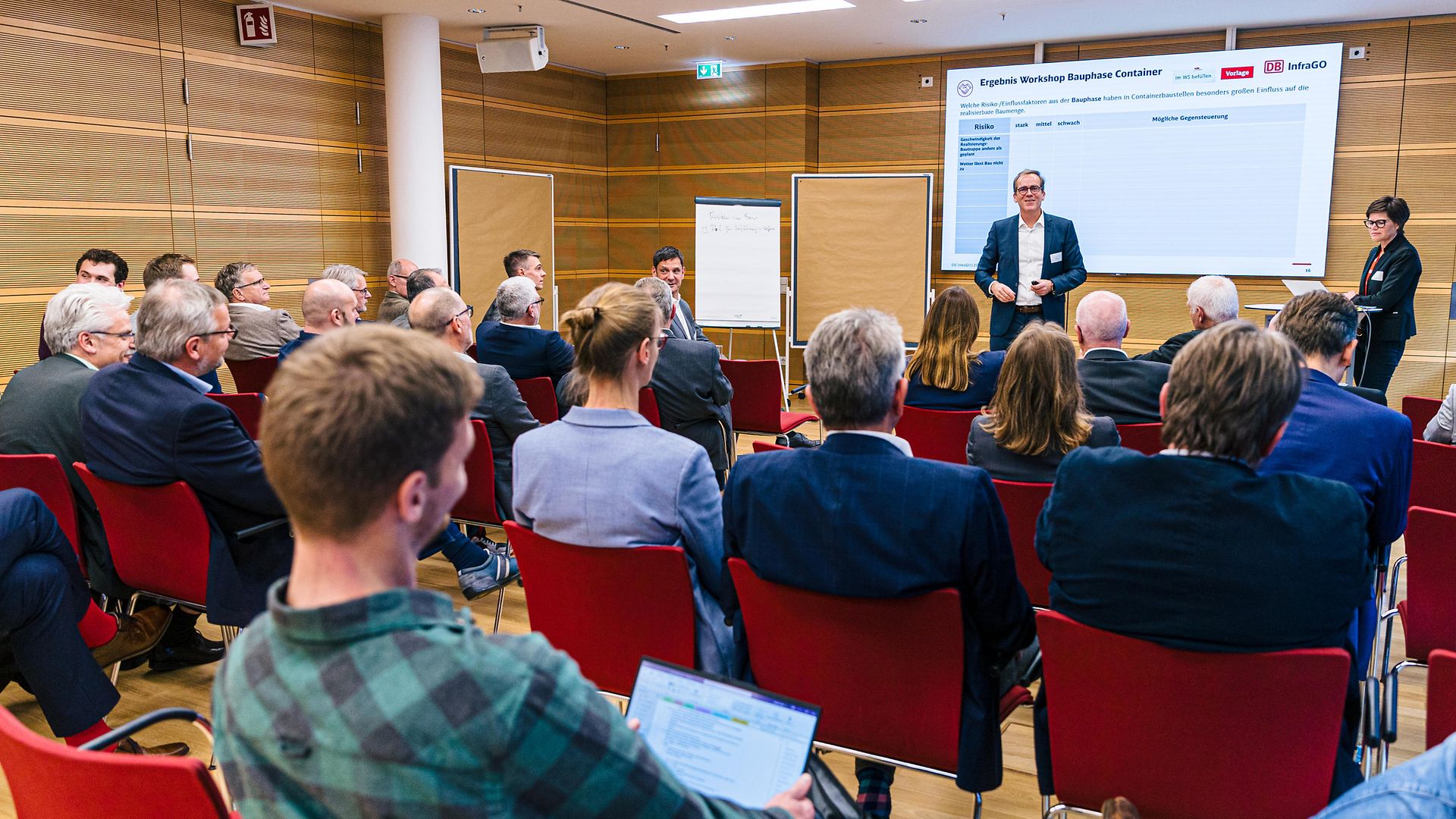 Teilnehmer beim Fachforum