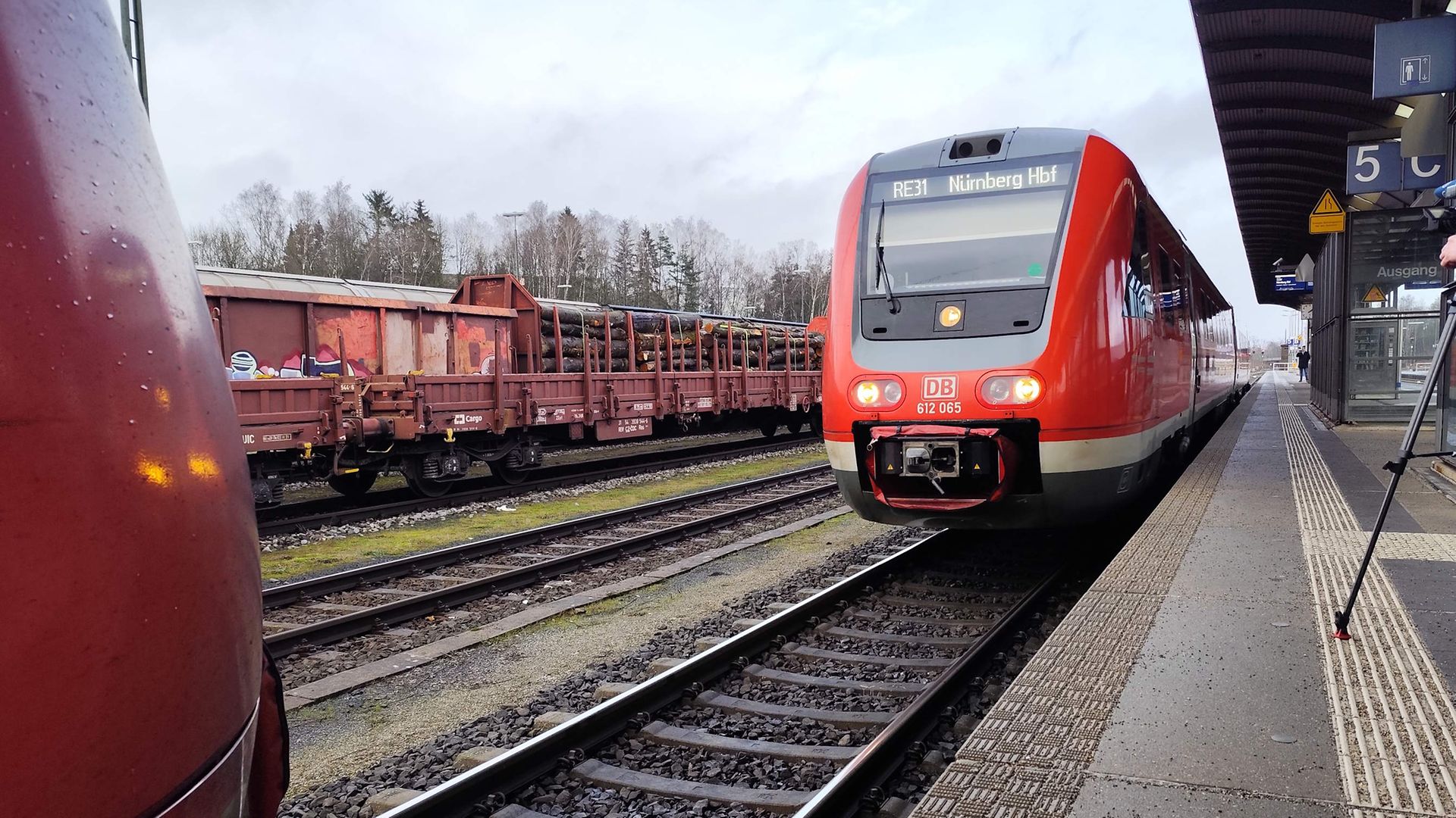 Zwei Zugteile kurz vor dem Kuppeln in Marktredwitz