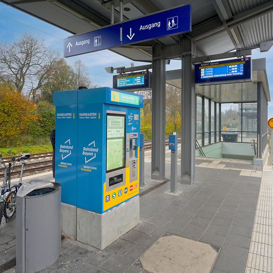 Der Zukunftsbahnhof Stockdorf in Bayern ist einer der ersten Bahnhöfe, die von dem WLAN-Ausbau profitieren. 