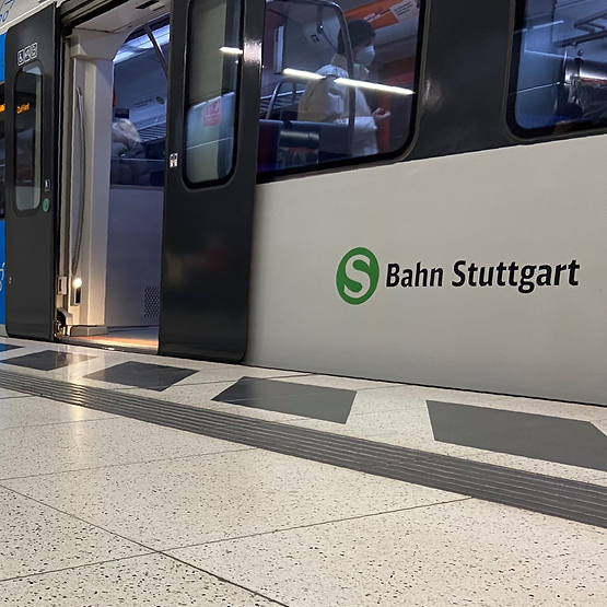 Symbolbild S-Bahn Stuttgart (DB AG / Reinhold Willing)
