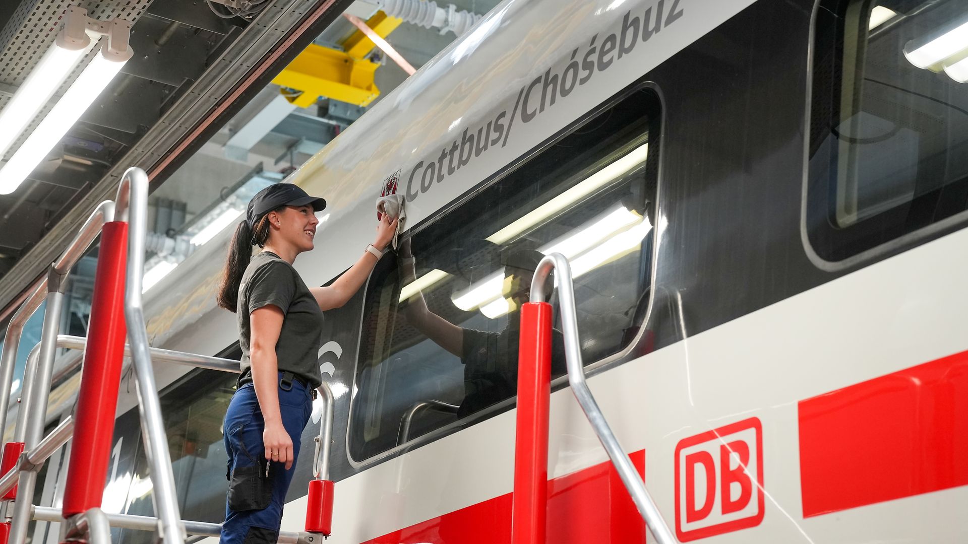 ICE 4 auf den Namen „Cottbus/Chóśebuz“ getauft 