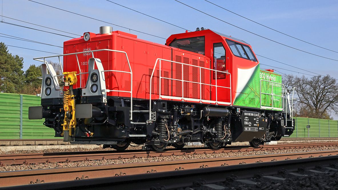 A hybrid locomotive on the track