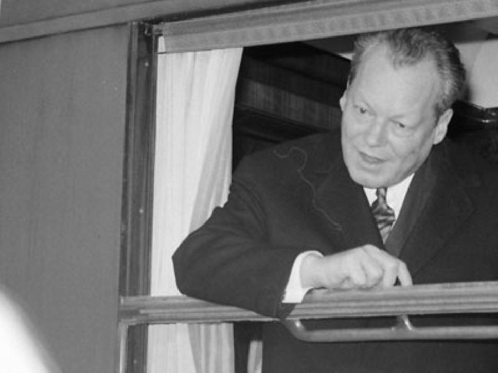 Bundeskanzler Will Brandt begibt sich 1970 auf die Reise in die DDR 
