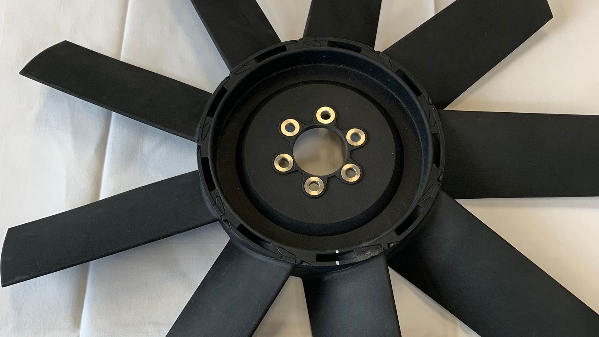 Fan wheel 