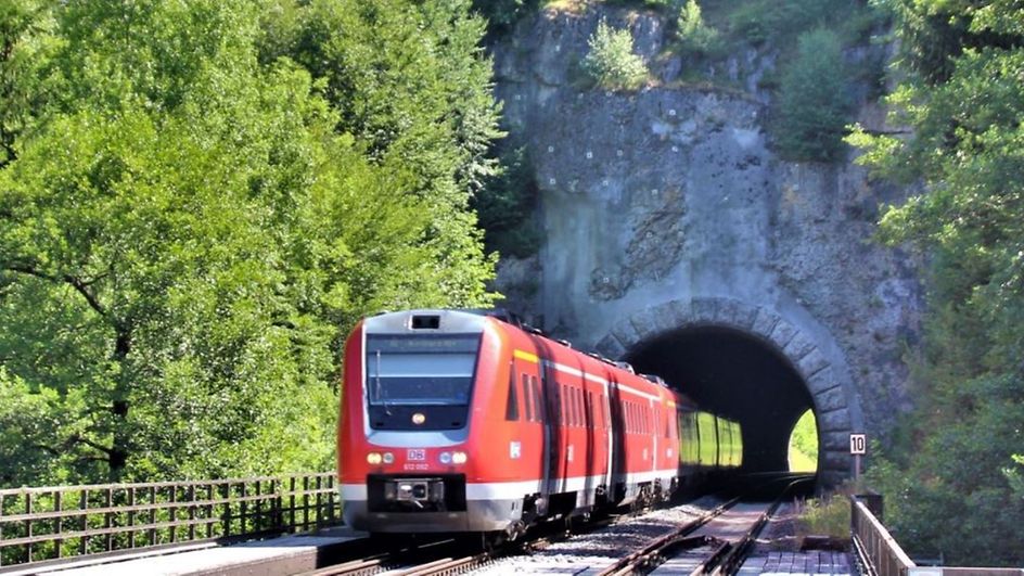 Regionalexpress auf Fahrt