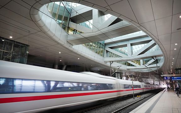 ICE in Frankfurt Main Flughafen